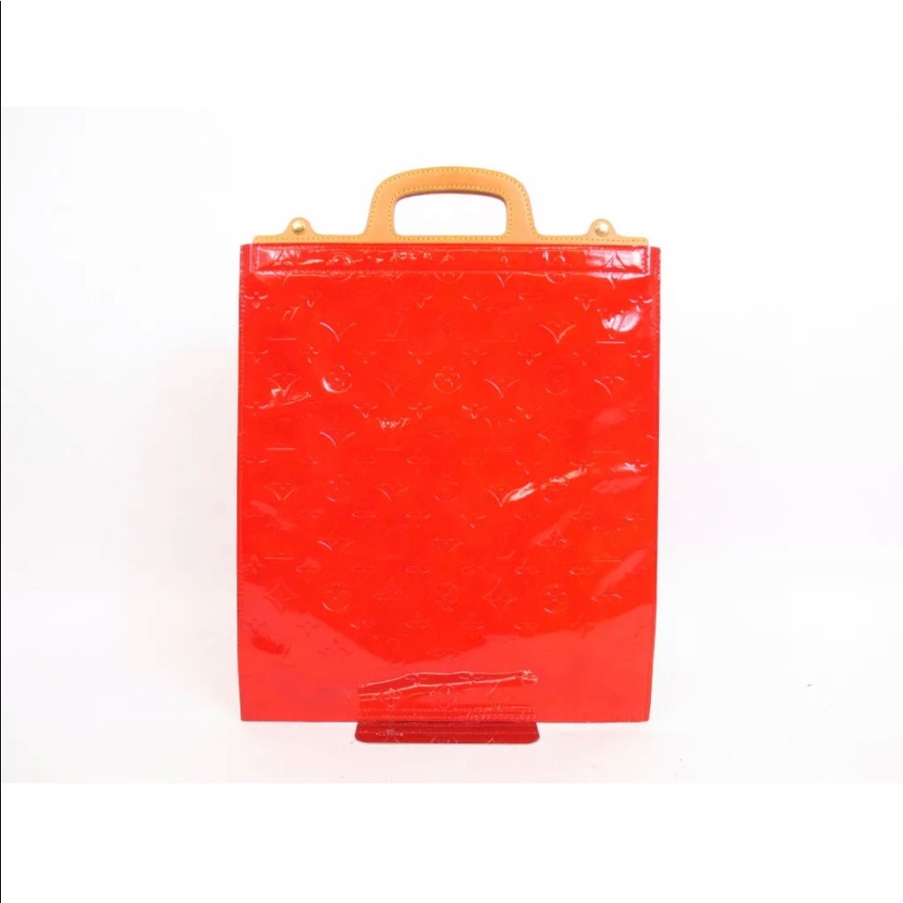 LOUIS VUITTON Vernis Red Patent Leather